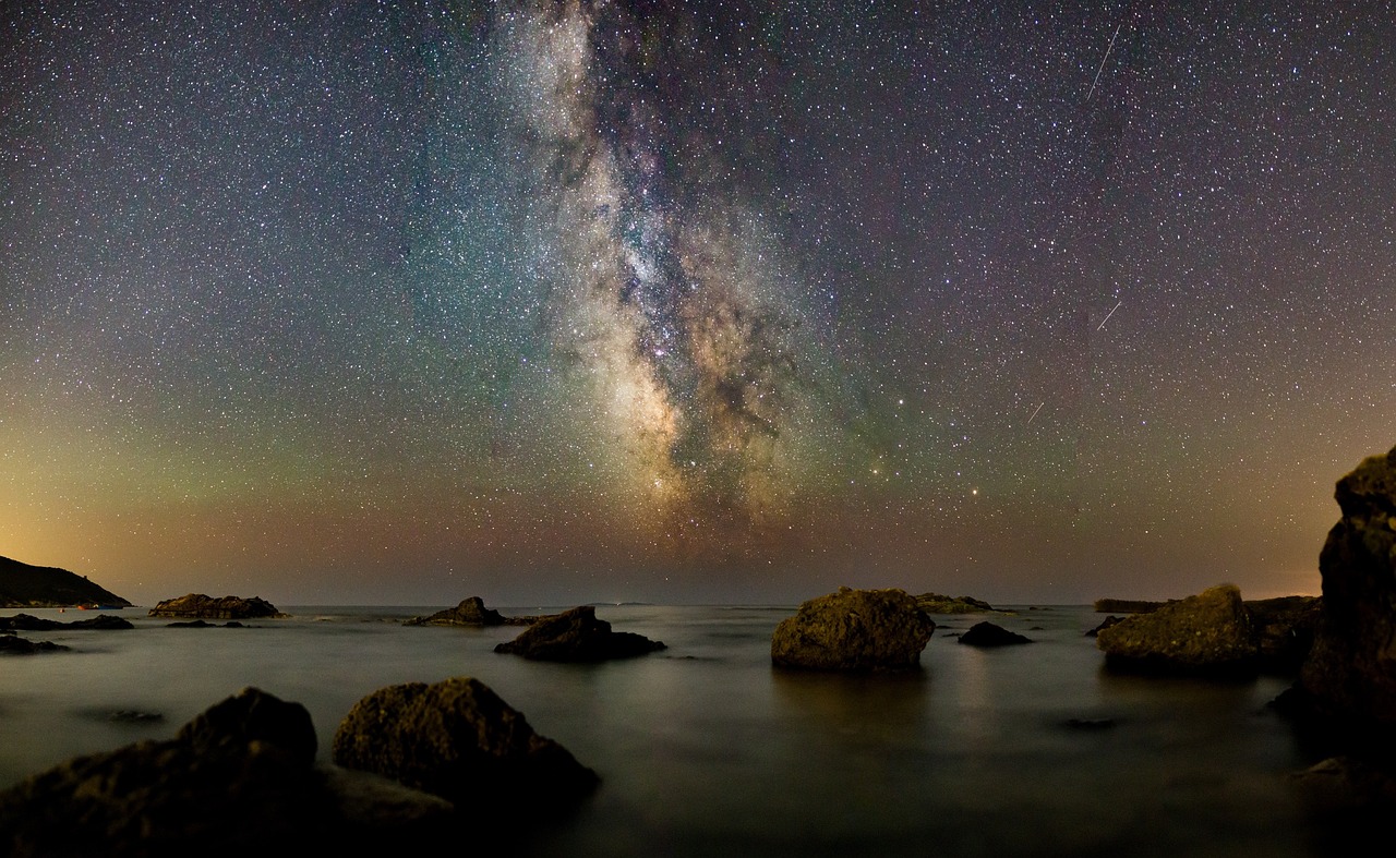 双子座明星的双重魅力，闪耀星空的独特风采