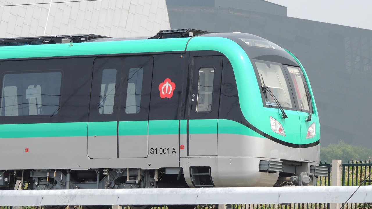 K8158列车时刻表更新，最新动态、影响分析及出行提醒