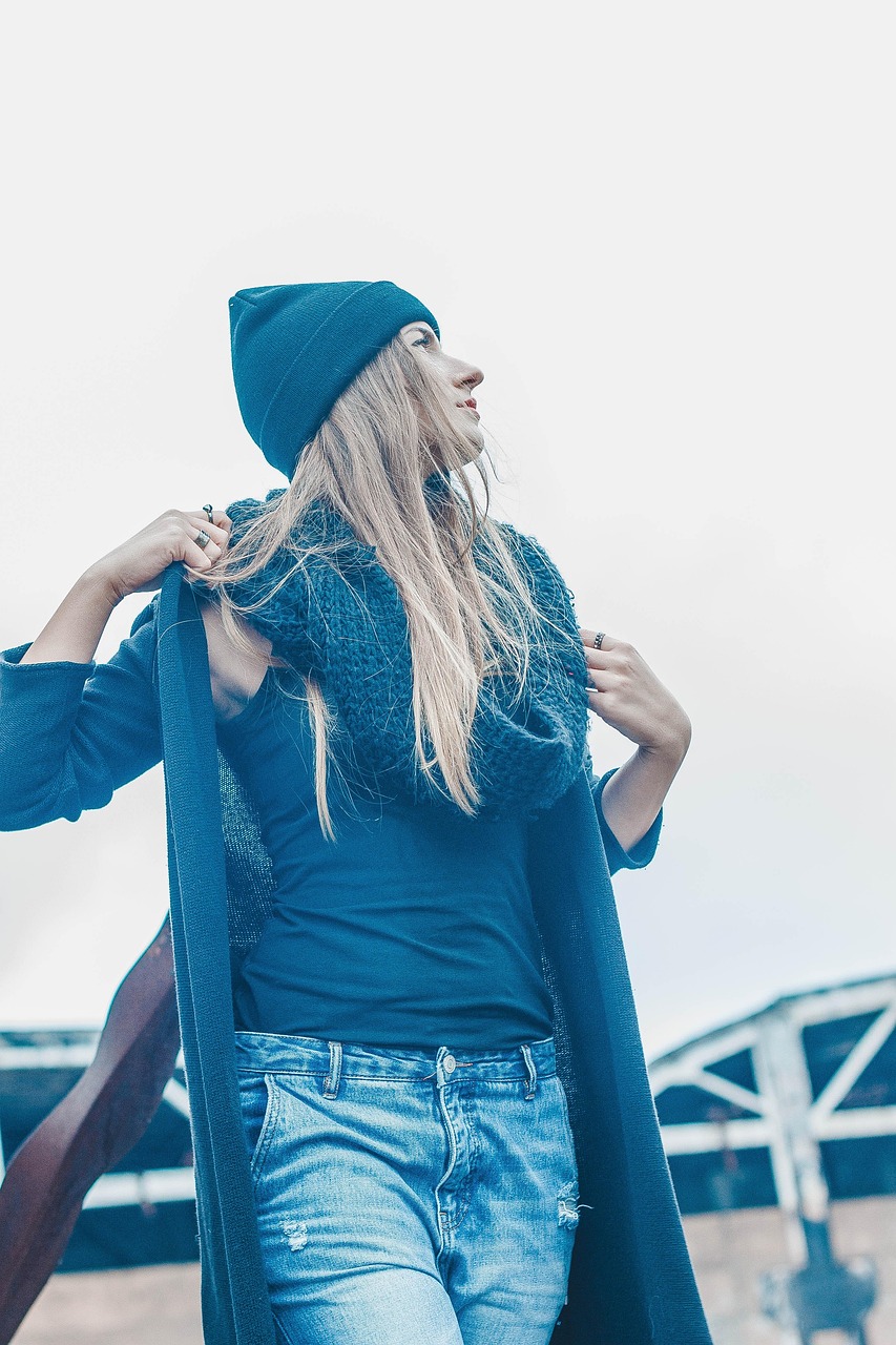 动漫女孩裙子的时尚与个性完美融合，动漫世界中的时尚潮流之选