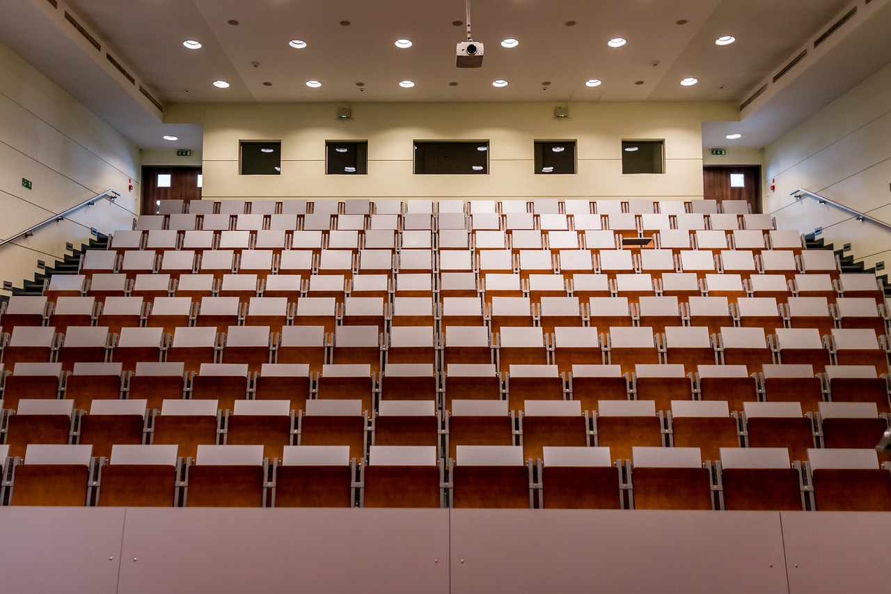 演讲比赛现场布置指南与技巧
