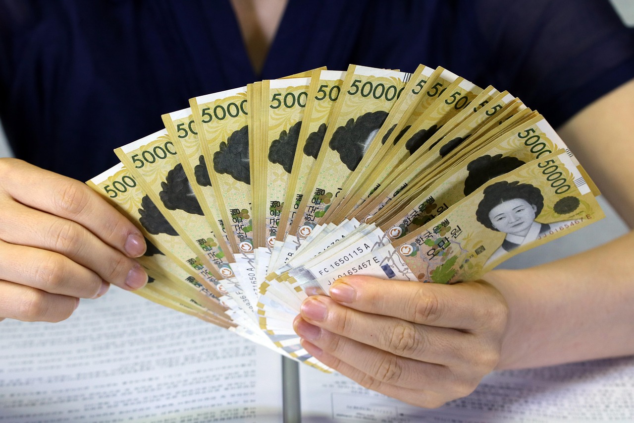 2017年农商银行最新存款利率解读与比较